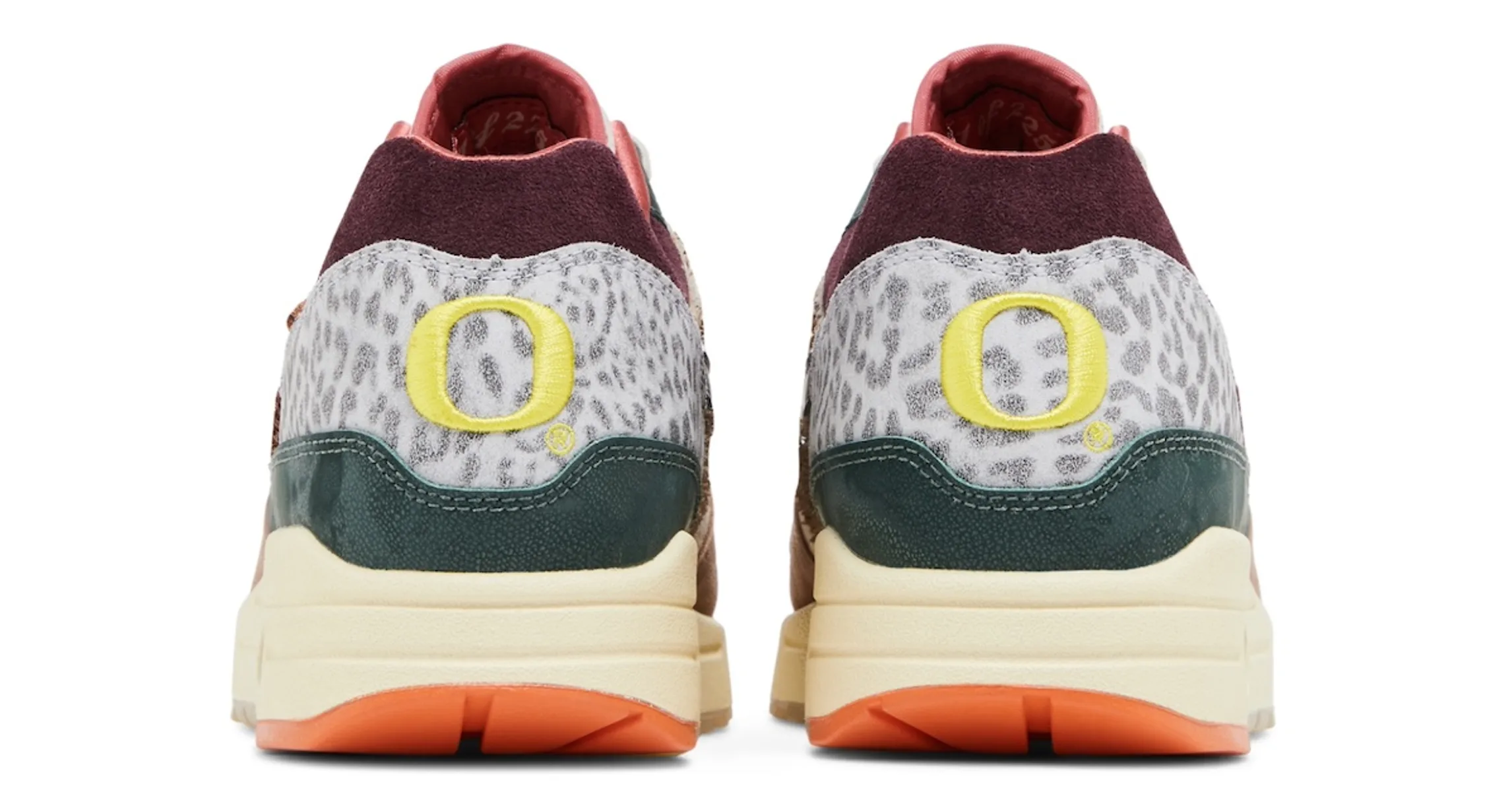 Division-Street-Nike-Air-Max-1-Luxe-Oregon-Ducks-PE-4.jpg