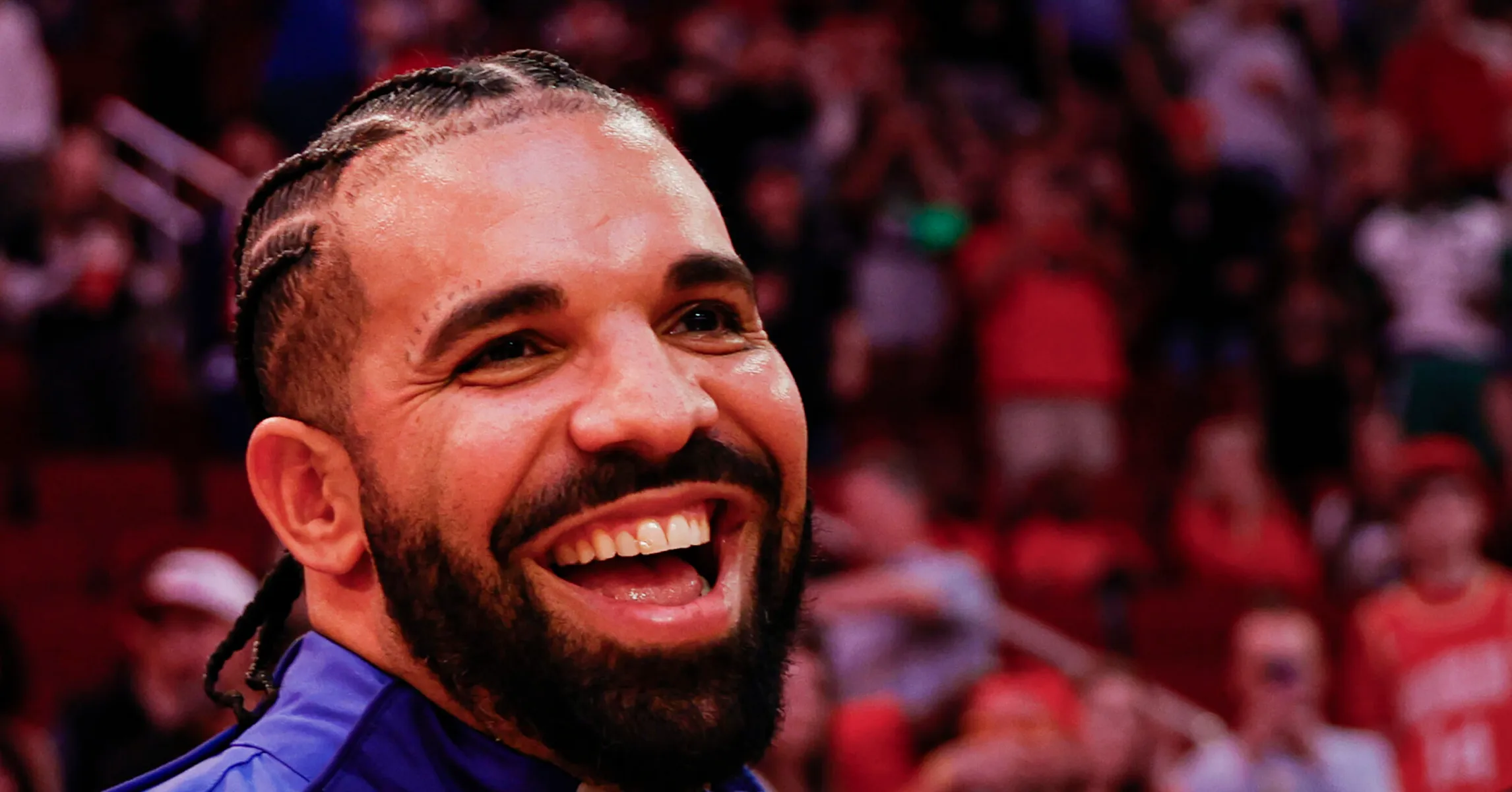 Drake-Wrings-Out-Sweaty-Shirt-2363x1575.jpg