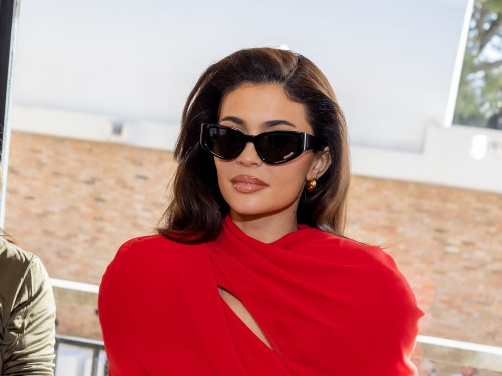 Kylie-Jenner-Accused-Of-Stealing-2100x1575.jpg