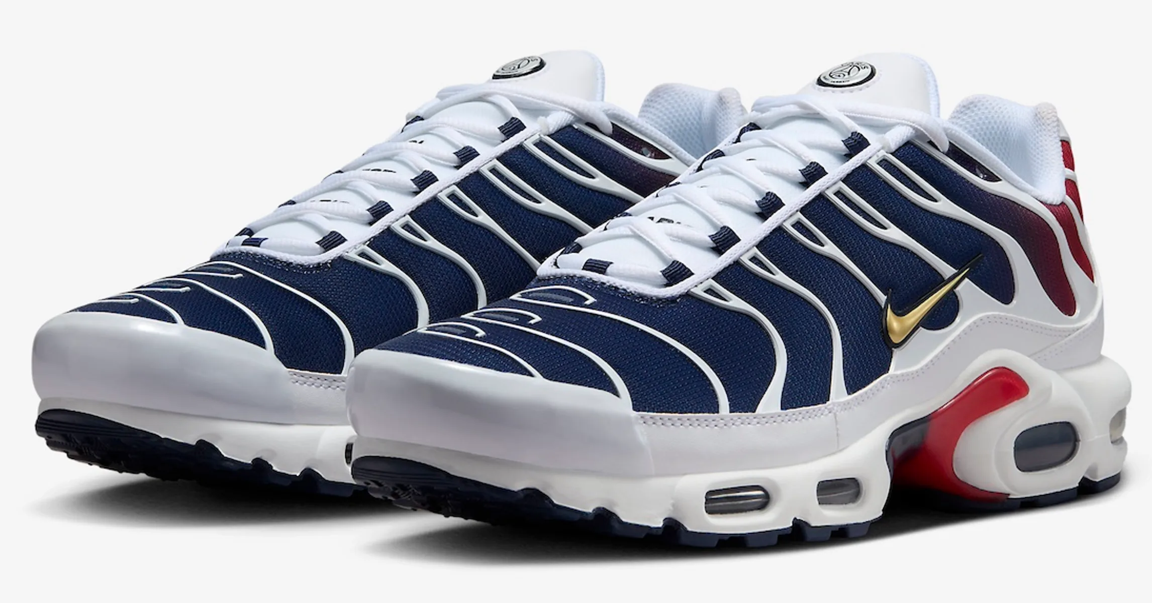 Nike-Air-Max-Plus-PSG-FZ4776-100-4.jpg