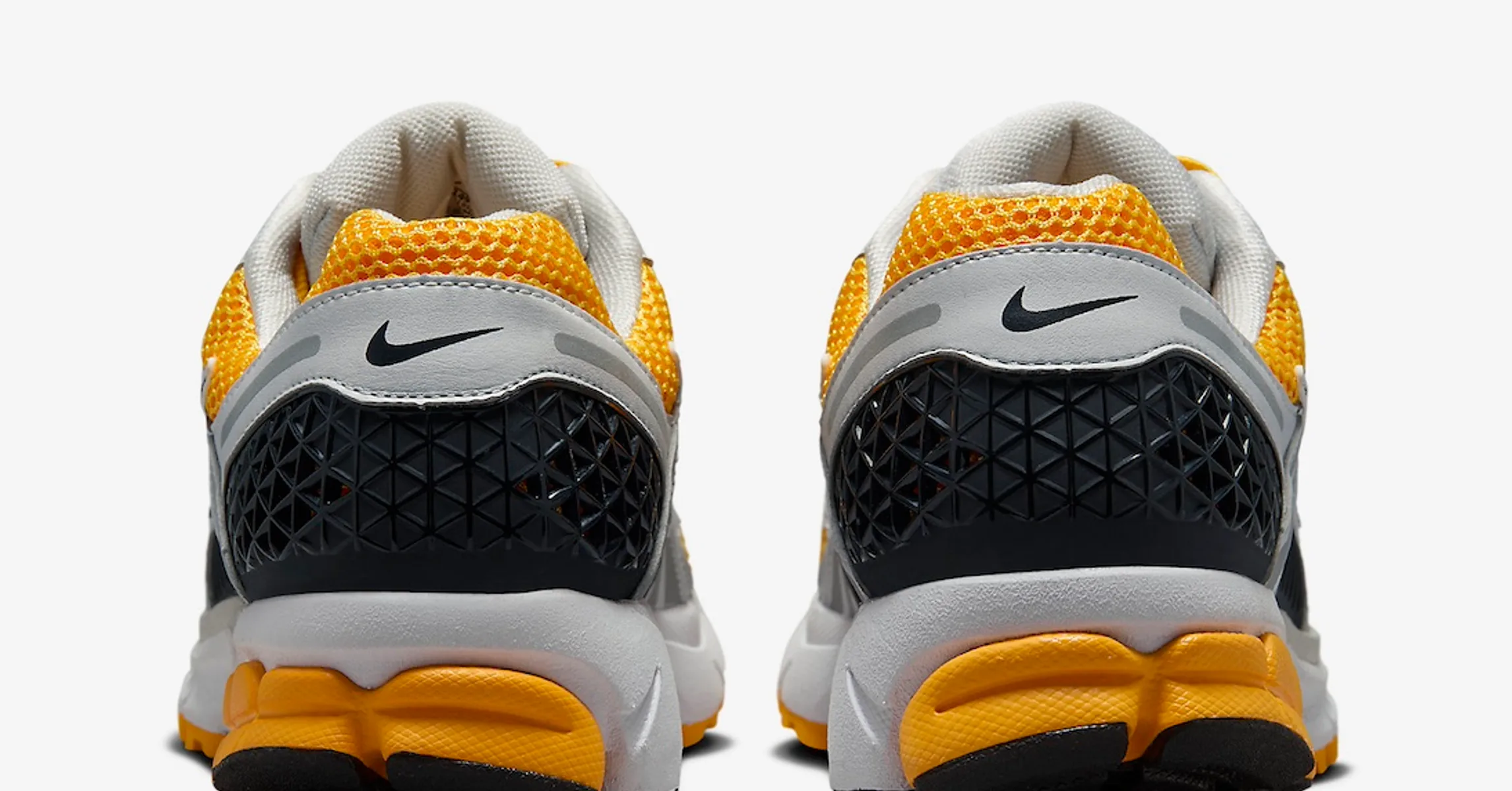 Nike-Zoom-Vomero-5-University-Gold-FB9149-002-5.jpg