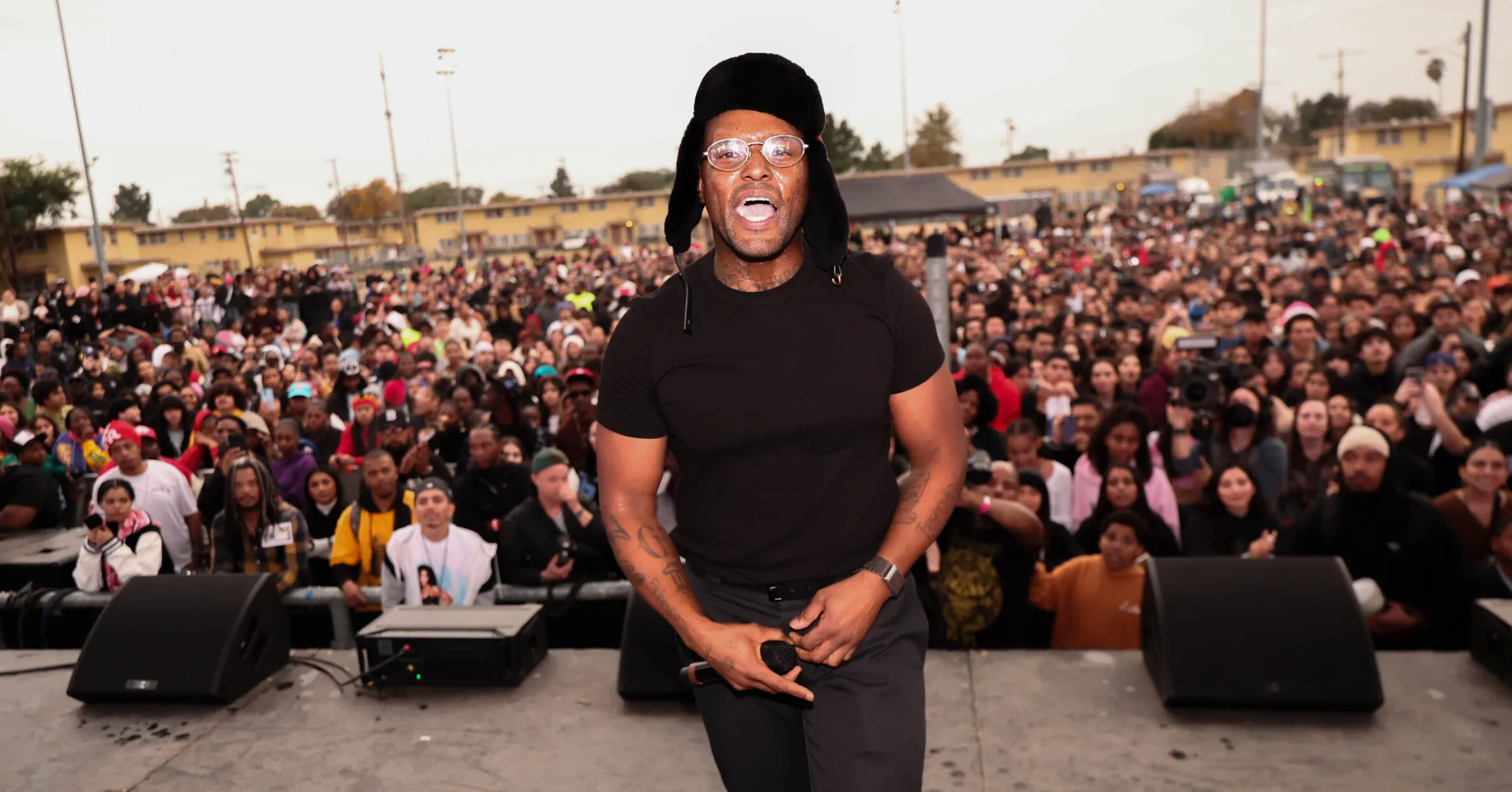 Schoolboy-Q-Checking-In-Comments-2362x1575.jpg
