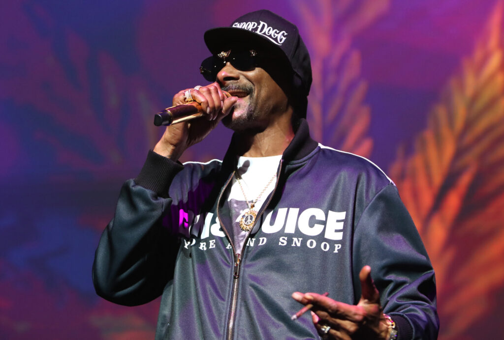 Snoop-Dogg-Suge-Knight-Secret-Society-Diddy-Claims-Response-Hip-Hop-News-2329x1575.jpg