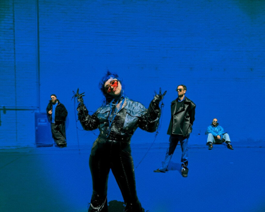 hiatus-kaiyote-blue-promo.jpg