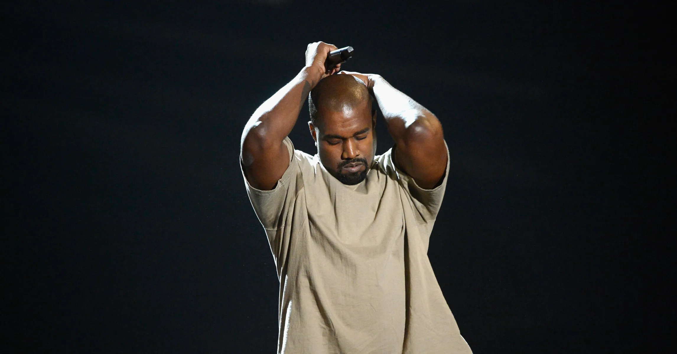 kanye-west-turned-down-diddy-meeting-2370x1575.jpg