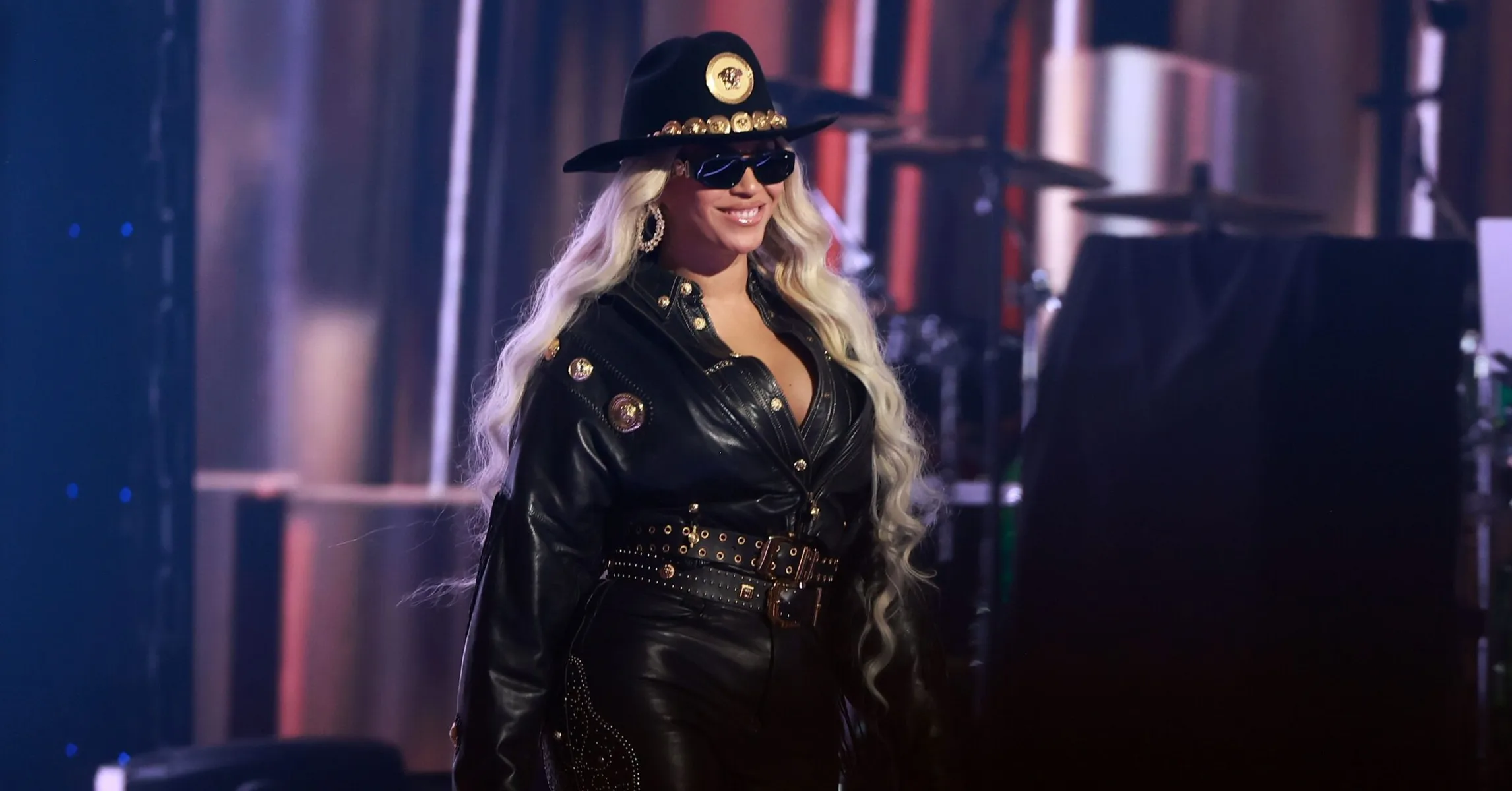 Beyonce-Stagecoach-Rumor-Debunked-2362x1575.jpg