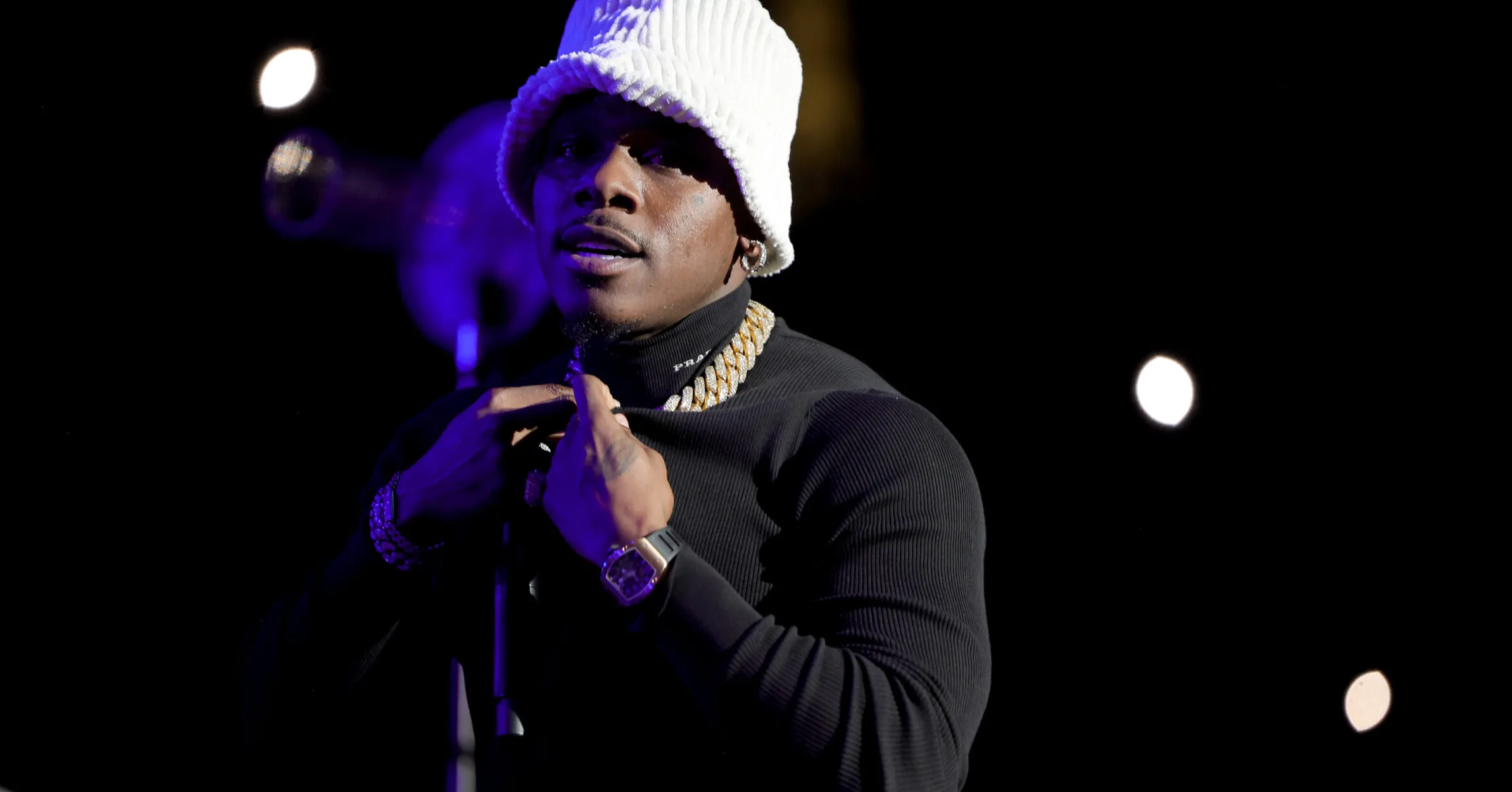 DaBaby-Walking-Off-Set-Video-2363x1575.jpg