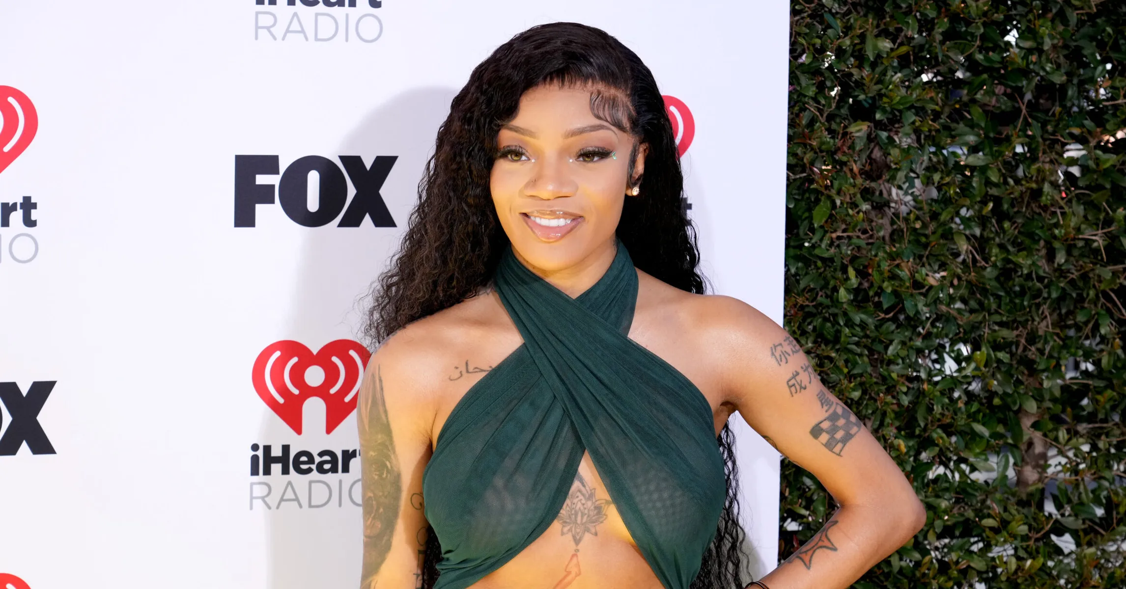 GloRilla-Nicki-Cardi-Lyric-2363x1575.jpg