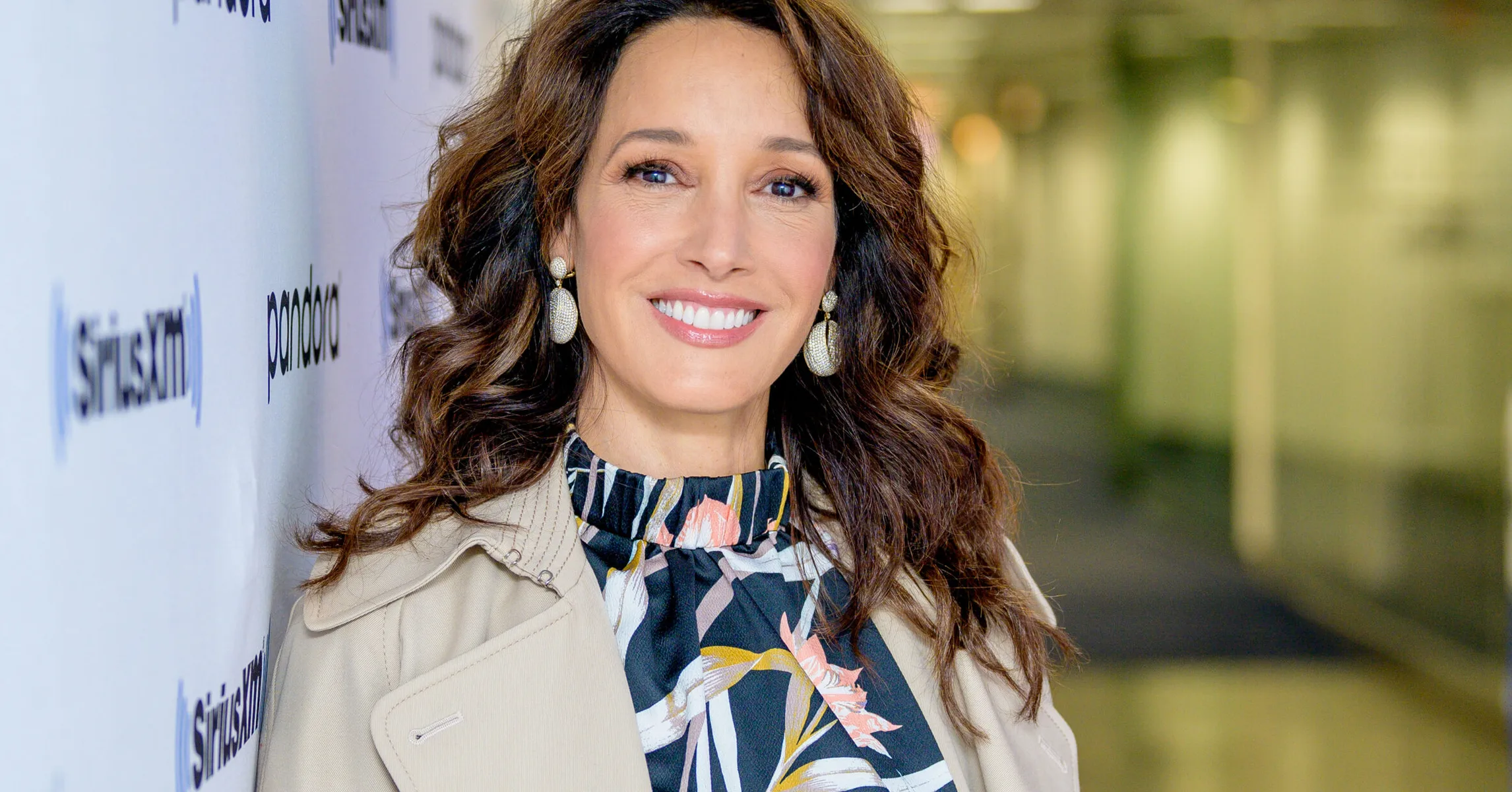 Jennifer-Beals-1-2367x1575.jpeg