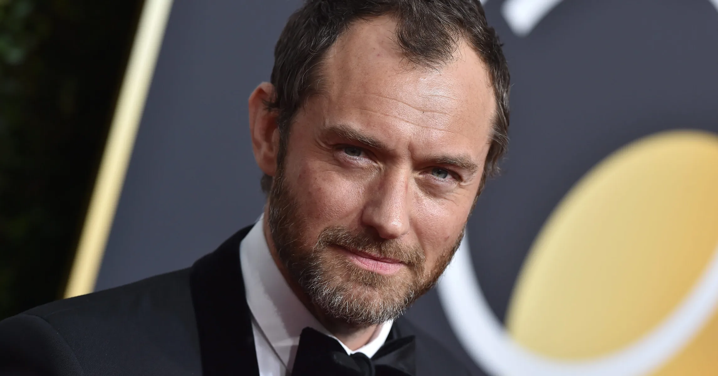 Jude-Law-2367x1575.jpeg