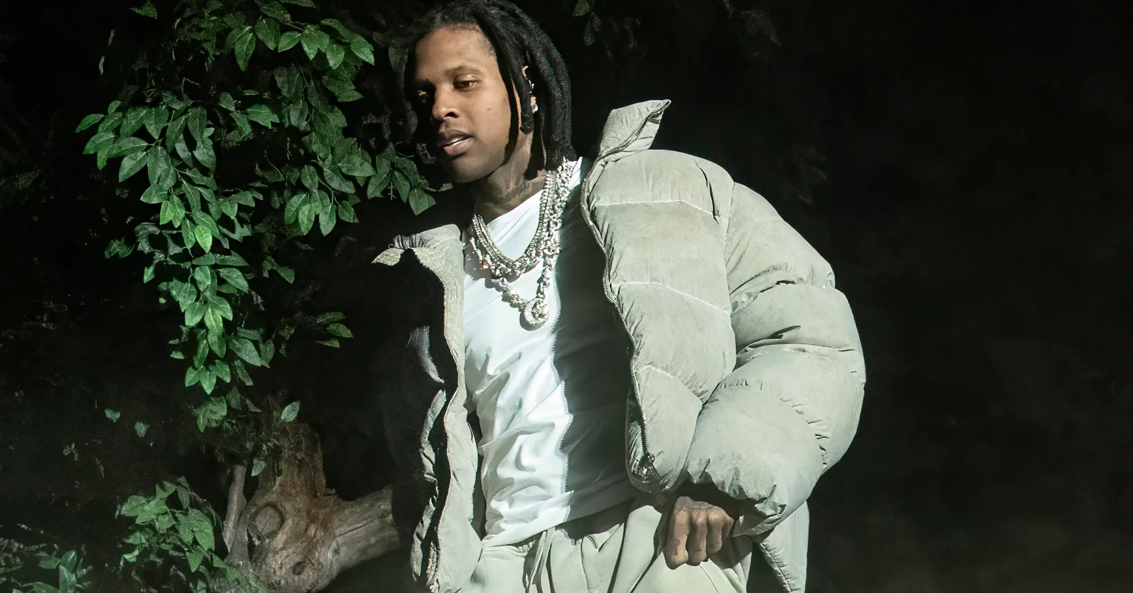 Lil-Durk-Singing-India-Royale-Instagram-Rumors-Breakup-Hip-Hop-News-2364x1575.jpg