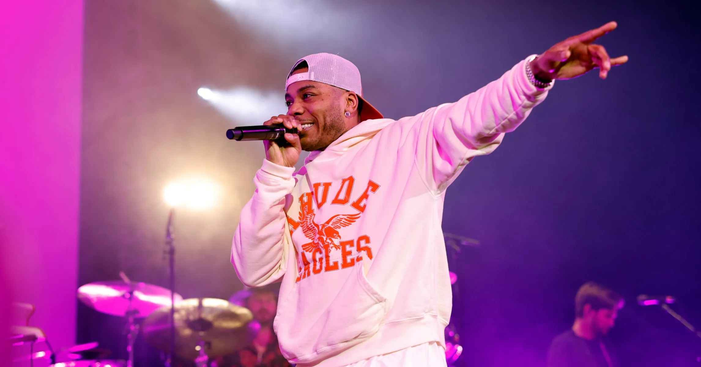 Nelly-Empty-Stadium-Performance-Sound-Check-Hip-Hop-News-2363x1575.jpg