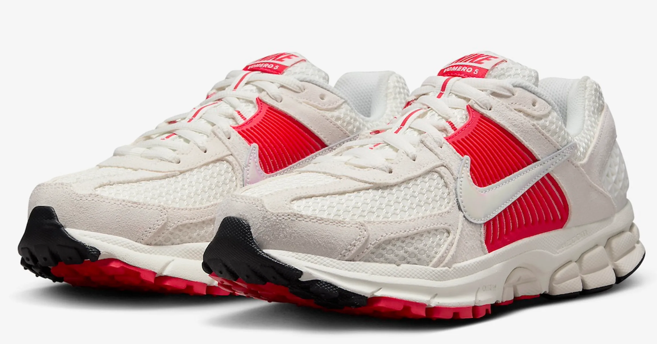 Nike-Zoom-Vomero-5-Sail-Siren-Red-HF5072-133-4.jpg