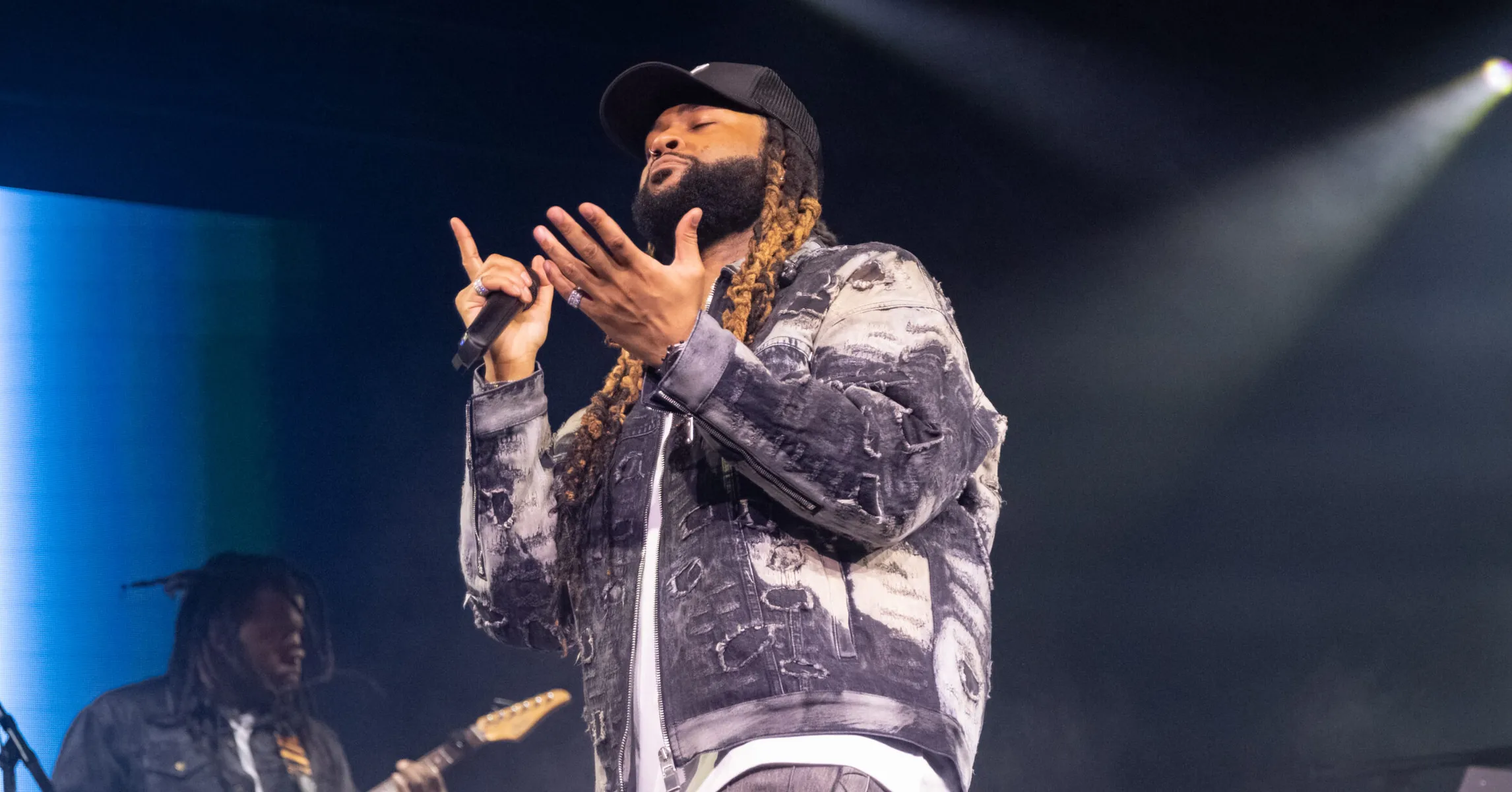 PARTYNEXTDOOR-New-Album-4-P4-New-Music-RB-Season-Playlist-Stream-Music-News-2364x1575.jpg