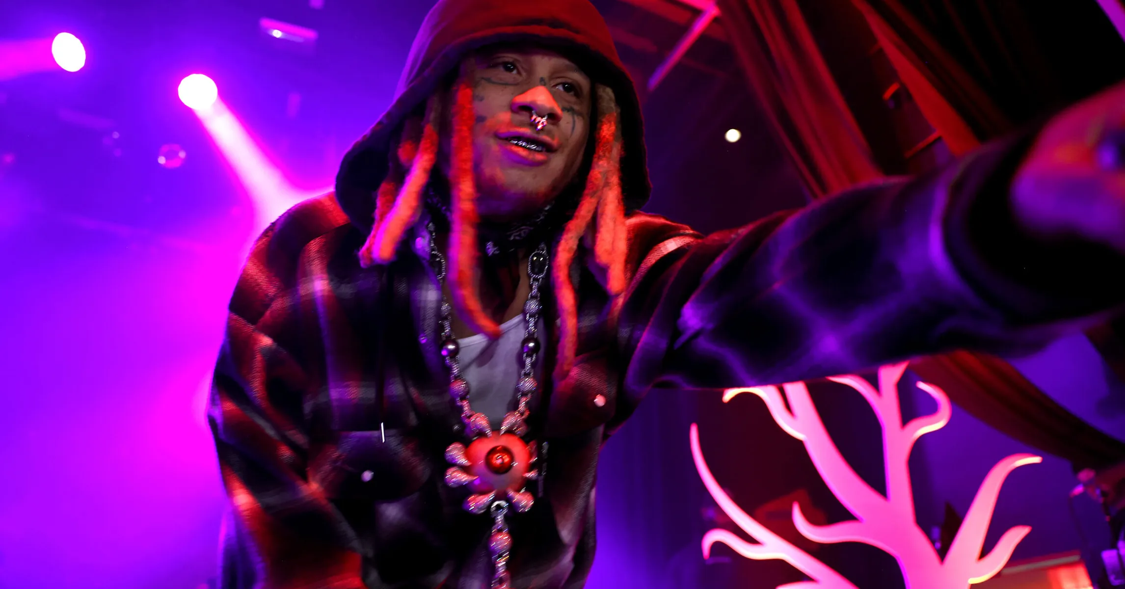 Trippie-Redd-Drake-Back-To-Back-GOAT-Diss-Track-Hip-Hop-News-2363x1575.jpg