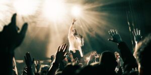 berhana-performs-at-the-bowery-ballroom-in-new-york-city-on-apil-16-for-the-nomad-s-tour.jpg