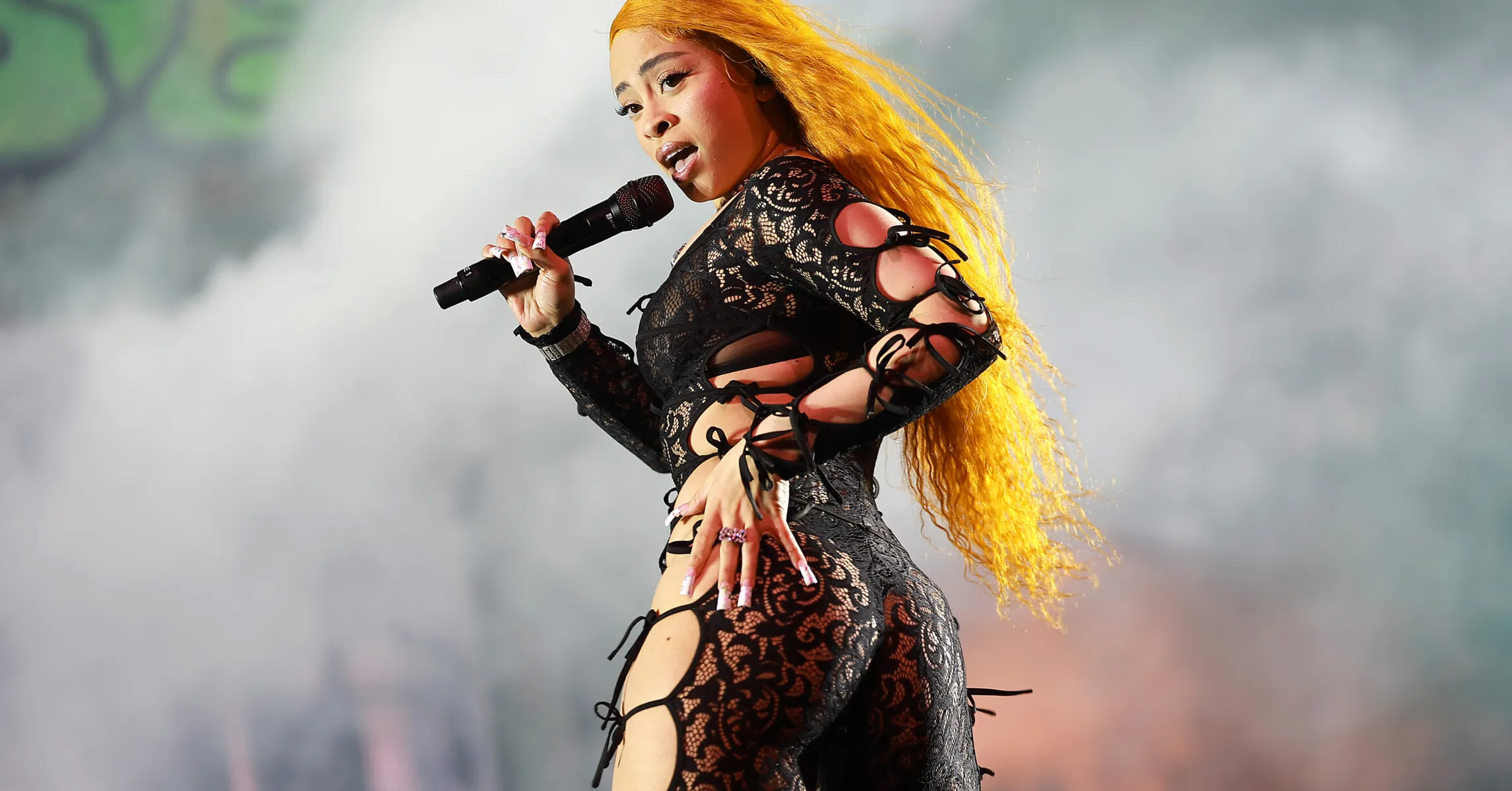 ice-spice-latto-coachella-2341x1575.jpg