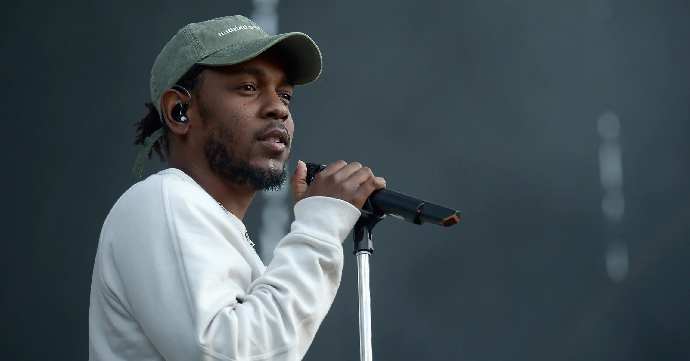 kendrick-lamar-drake-diss-absent-father-2371x1575.jpg