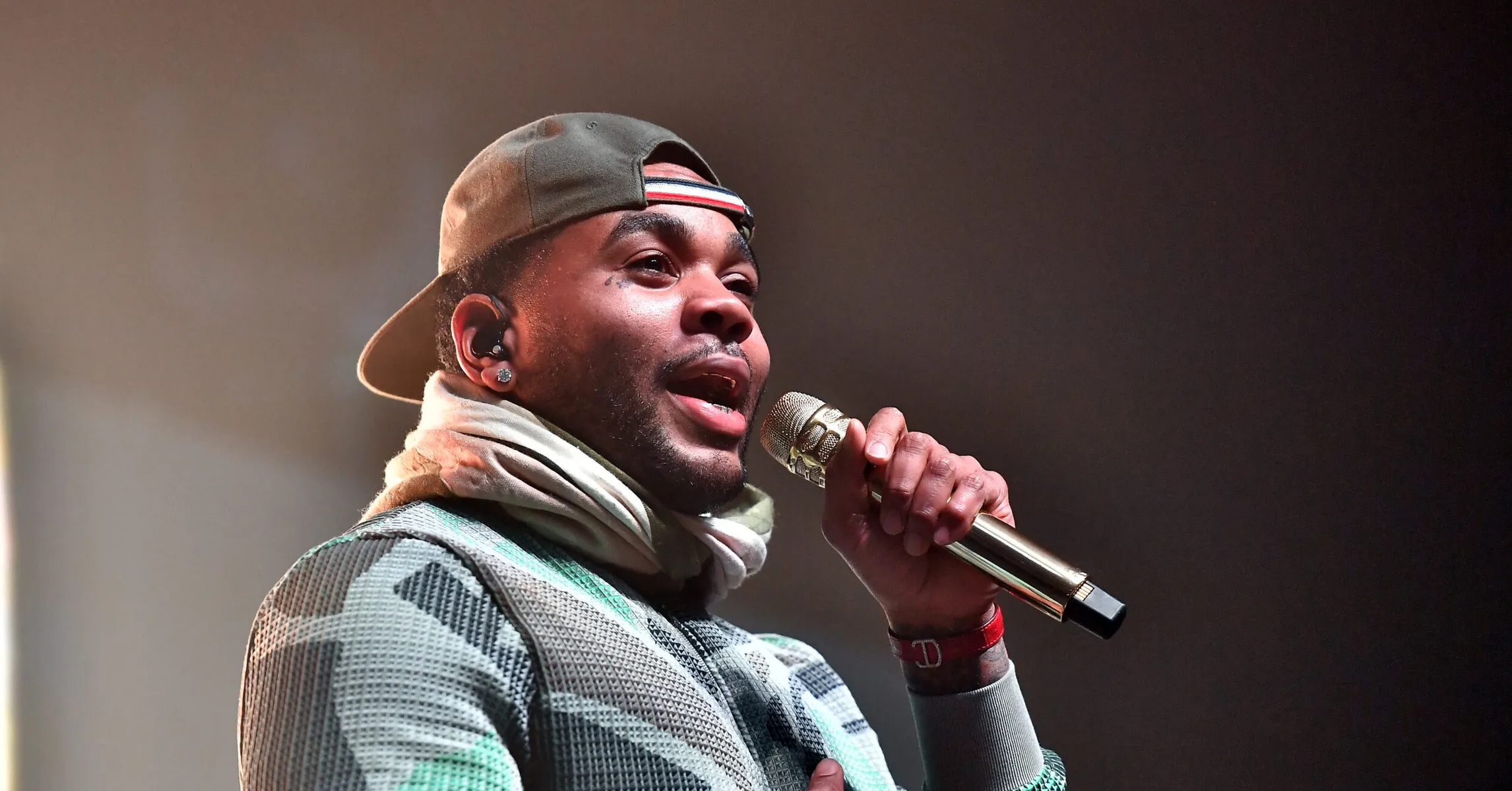 kevin-gates-outit-roasted-2513x1575.jpg