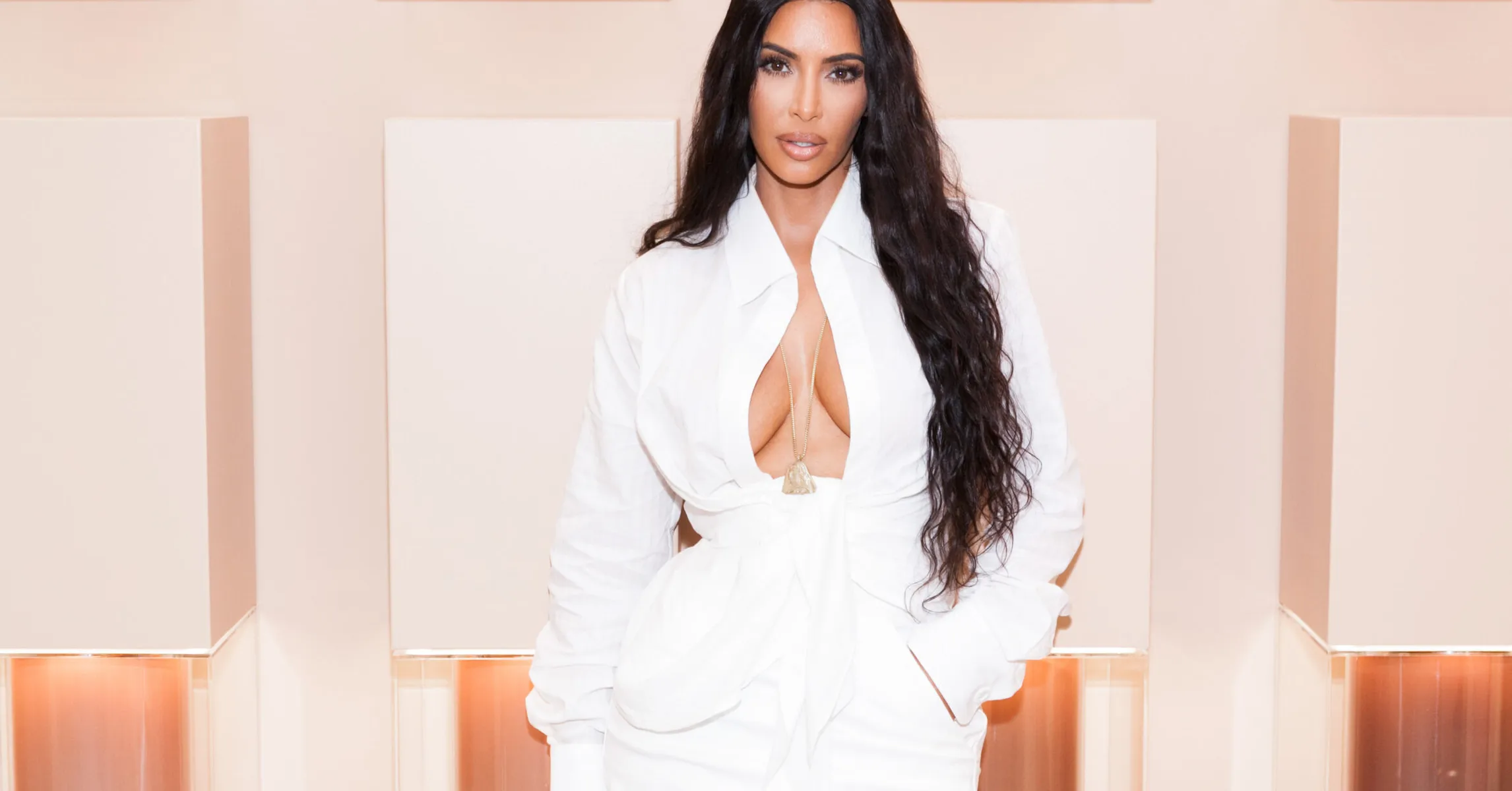 kim-kardashian-cake-boss-bikini-photos-2363x1575.jpg