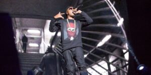 nas-performs-at-the-fox-theater-on-october-19-2014-in-oakland-california.jpg