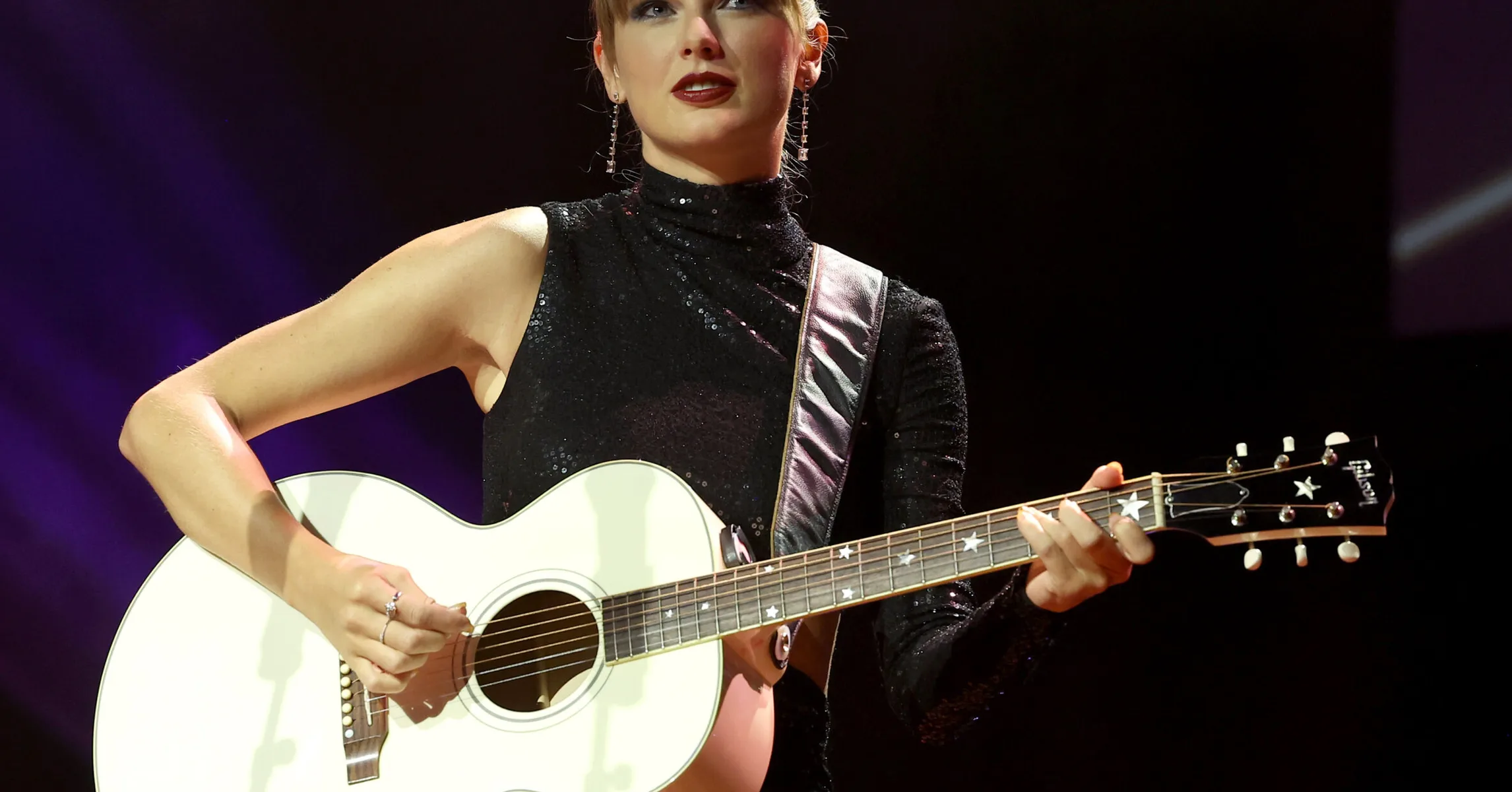 taylor-swift-kim-kardashian-kanye-west-2363x1575.jpg
