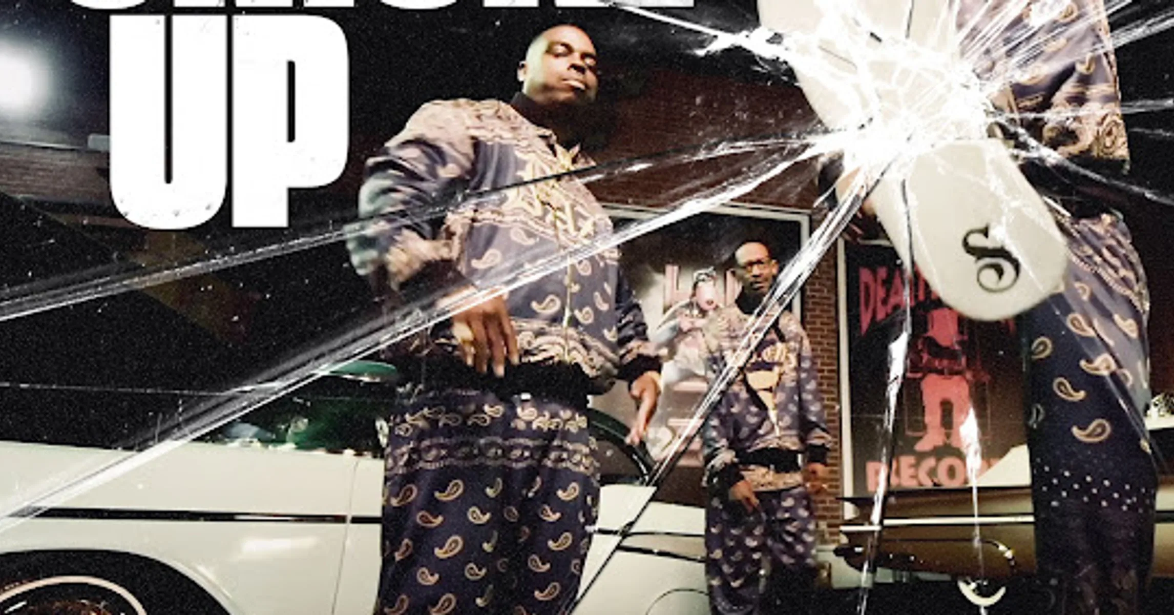 tha-dogg-pound-smoke-up.jpg