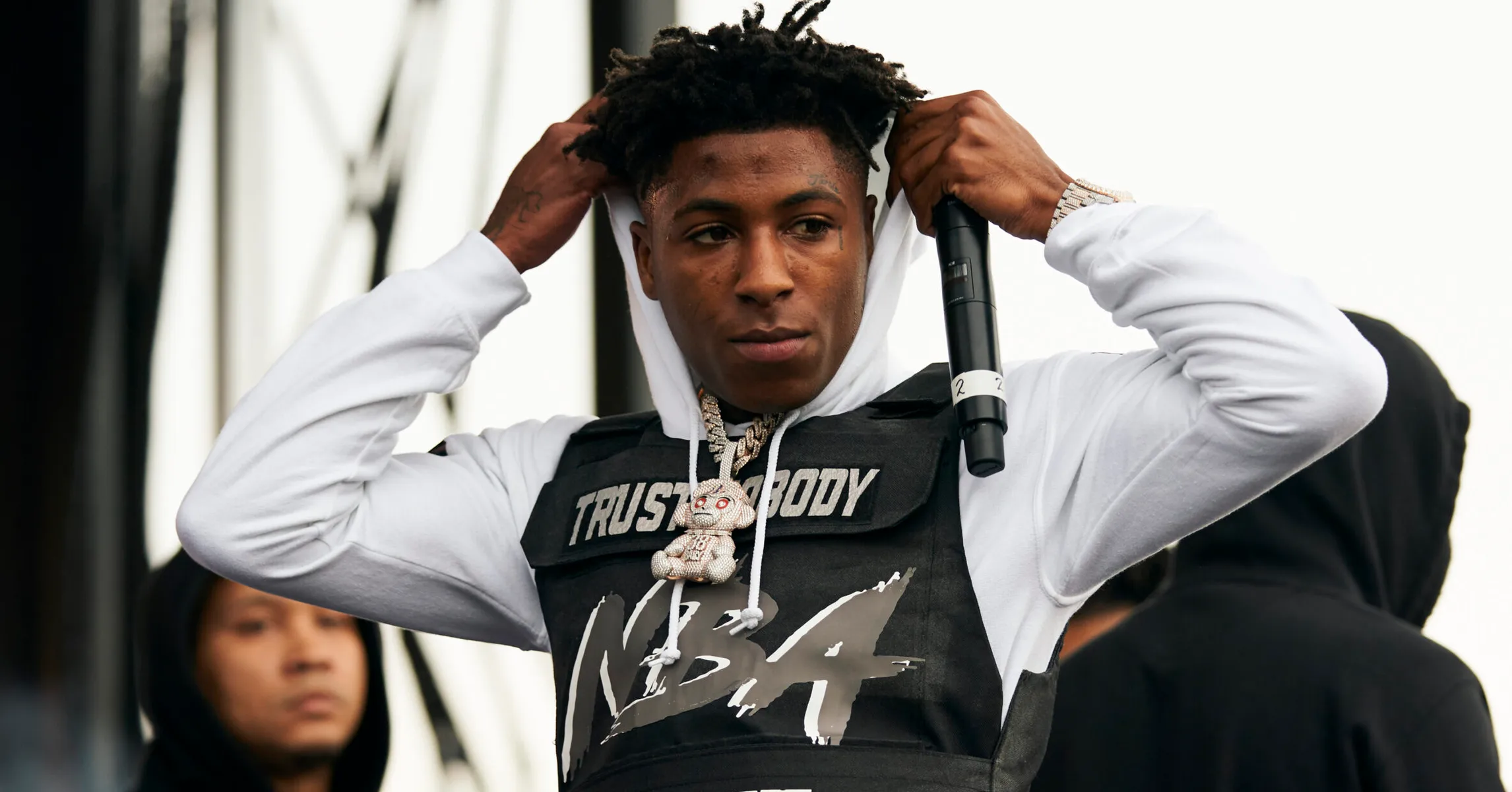 youngboy-family-easter-pictures-2363x1575.jpg