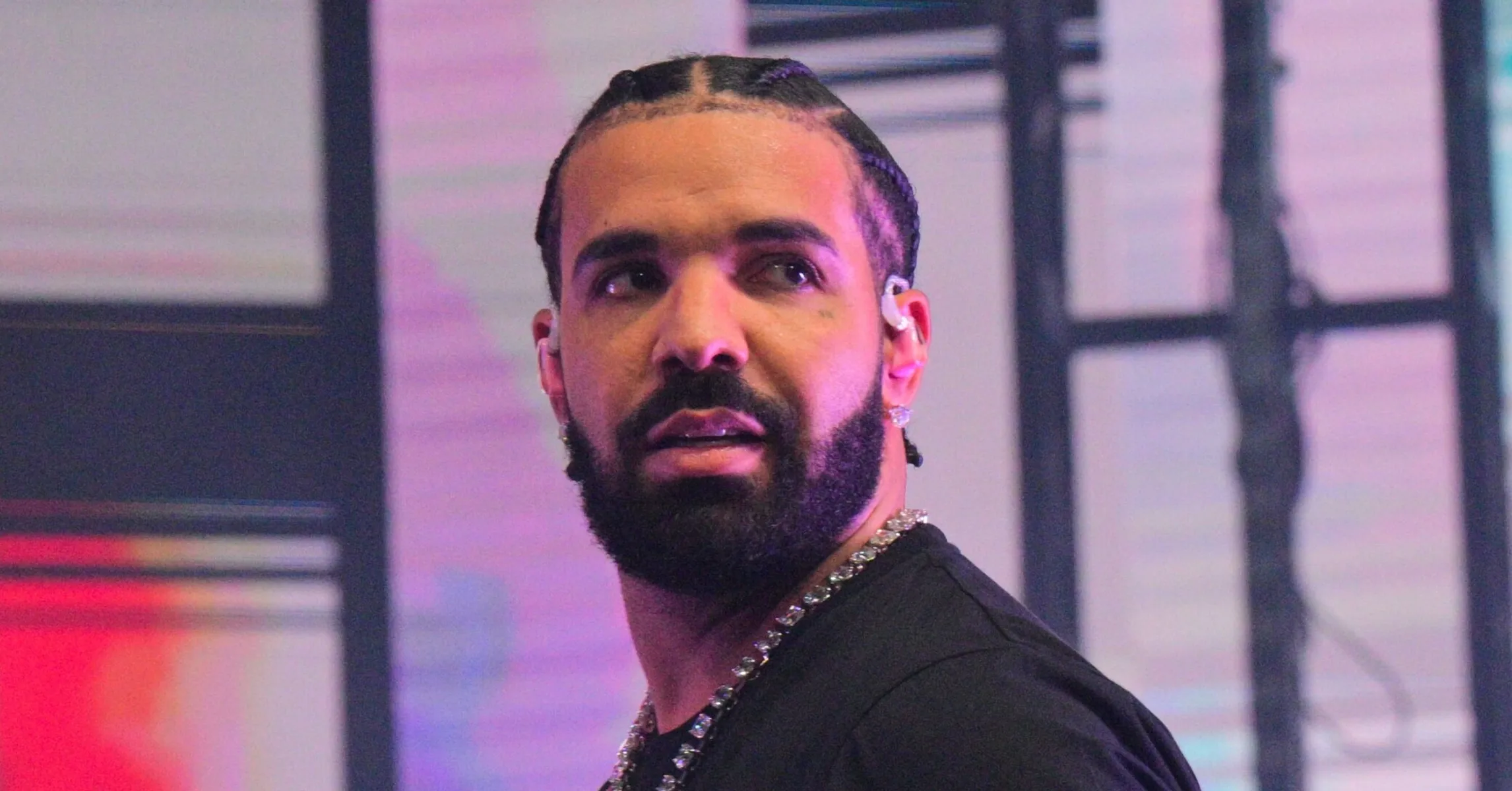 Drake-1-2080x1575.jpg