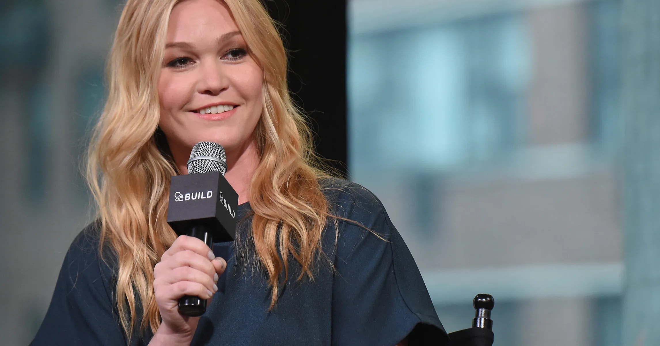 Julia-Stiles-2334x1575.jpeg