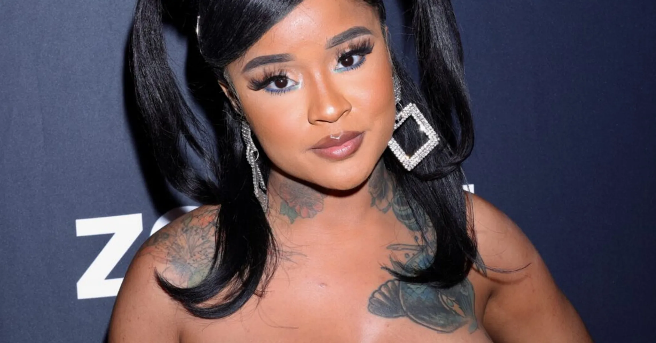 Stunna-Girl-Not-Snitching-1050x1575.jpg