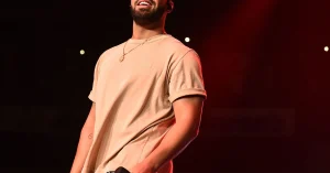 Drake-Kendrick-Lamar-Beef-Fried-Rice-New-Ho-King-Hip-Hop-News-scaled-e1719691711821-2542x1575.jpg