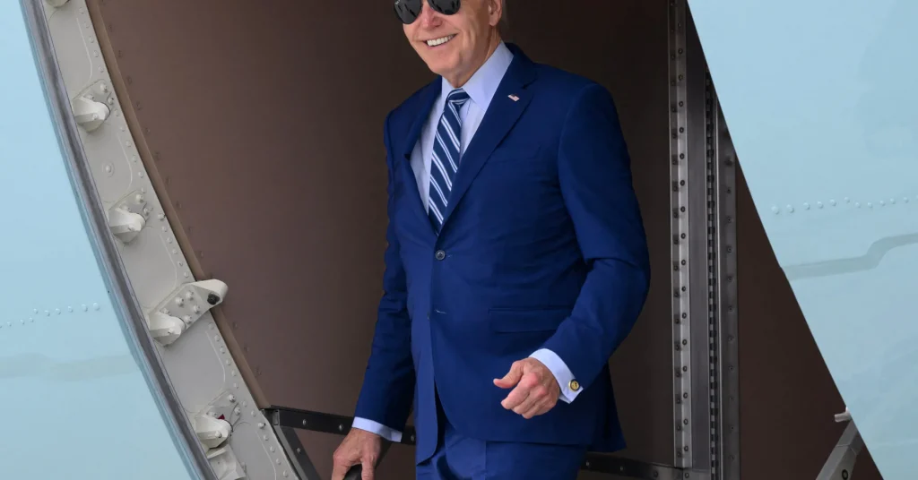 Joe-Biden-Fat-Joe-E40-Rally-Hip-Hop-News-e1719524162908-2417x1575.jpg