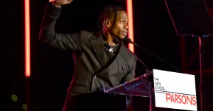 Kai-Cenat-Travis-Scott-Stream-24-Hour-London-Tour-Viral-News-2364x1575.jpg