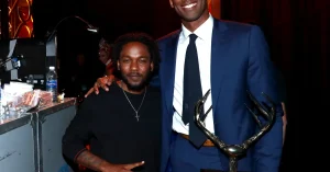 Kendrick-Lamar-Pop-Out-Show-Bloods-Crips-Gangs-Nipsey-Hussle-Kobe-Bryant-Hip-Hop-News-2368x1575.jpg