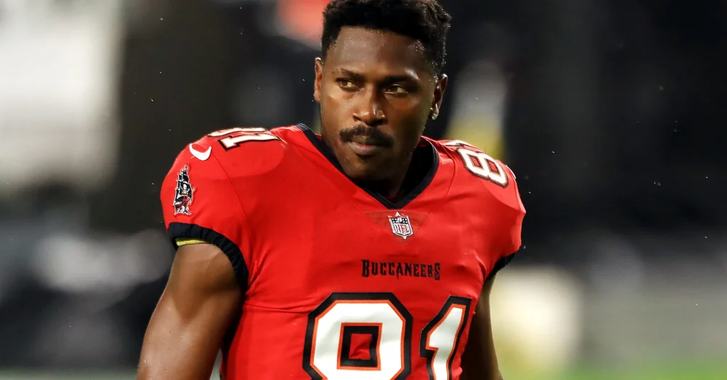 antonio-brown-homophobia-2363x1575.jpg