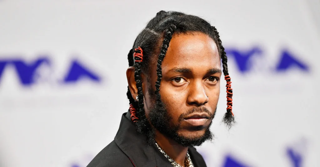 kendrick-lamar-chain-ben-baller-2363x1575.jpg