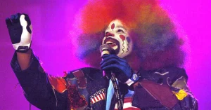 tommy-the-clown-flowers-kendrick-lamar-pop-out-2365x1575.jpg