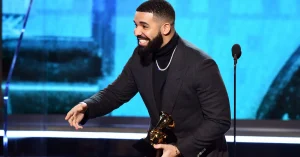 Drake-Rick-Ross-Fight-Fans-Canada-Day-Instagram-Hip-Hop-News-2338x1575.jpg
