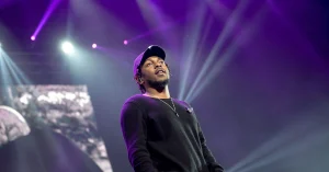 Kendrick-Lamar-Kamala-Harris-Not-Like-Us-BET-Awards-Hip-Hop-News-2366x1575.jpg