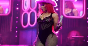 Nicki-Minaj-Hiatus-BET-Awards-Best-Female-Hip-Hop-Artist-Hip-Hop-News-2363x1575.jpg