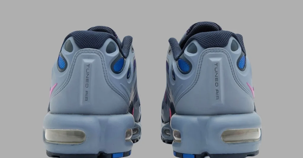 SneakerHeader.001-10.jpeg