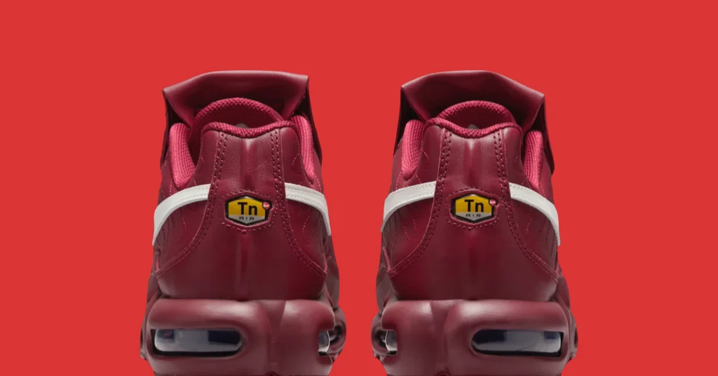 SneakerHeader.001-102.jpeg