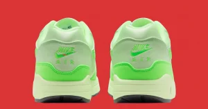 SneakerHeader.001-11.jpeg