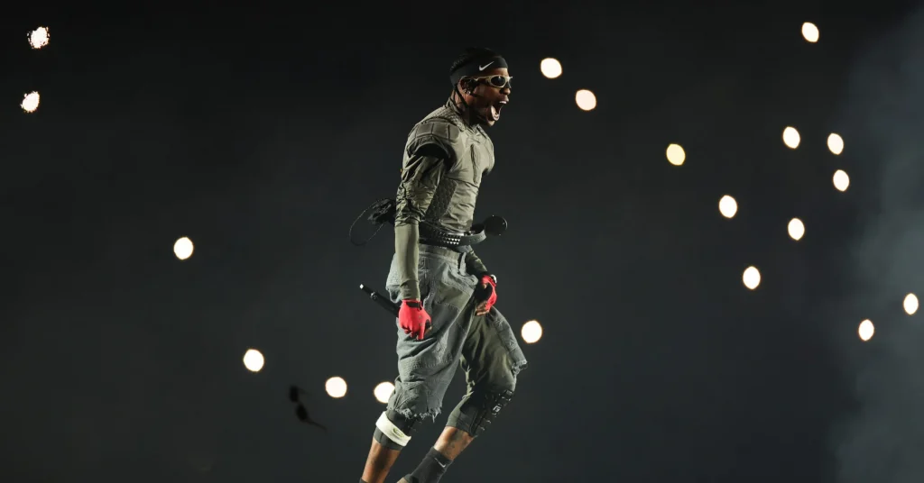 Travis-Scott-Jake-Paul-Michael-Rubin-White-Party-Fourth-Of-July-Hip-Hop-News-2363x1575.jpg