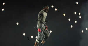 Travis-Scott-Jake-Paul-Michael-Rubin-White-Party-Fourth-Of-July-Hip-Hop-News-2363x1575.jpg