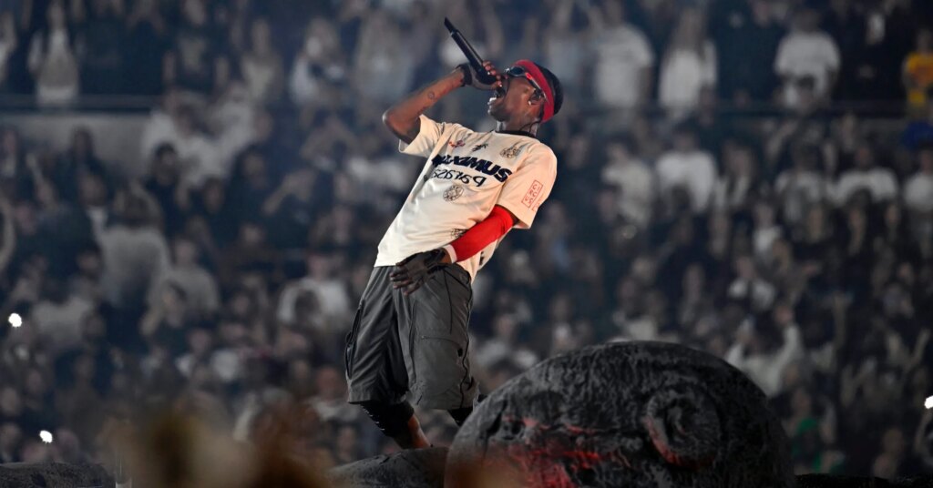 Travis-Scott-Tour-Earnings-Europe-Circus-Maximus-Sales-Hip-Hop-News-2362x1575.jpg