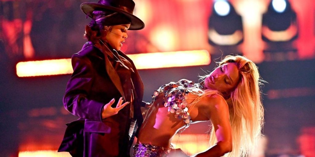 teyana-taylor-and-victoria-monet-perform-onstage-during-the-2024-bet-awards-at-peacock-theater-on-june-30-2024-in-los-angeles.jpg