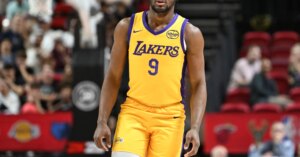 Bronny-James-2-2362x1575.jpg
