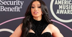 Cardi-B-10-2451x1575.jpg